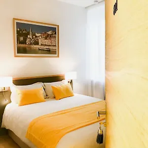 Les Annexes De L'hôtel Tête D'or Lyon