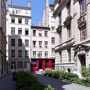 Saint Vincent Hotel